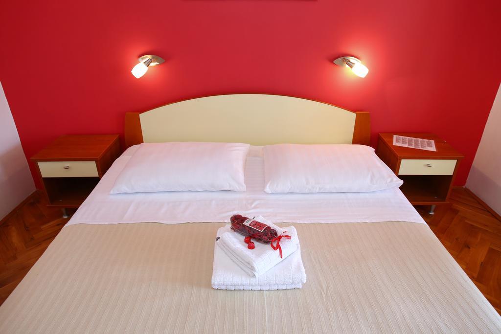 Rooms & Apartments Soline Nuove Biograd Na Moru Ngoại thất bức ảnh